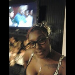 Robyn Everett Photo 3