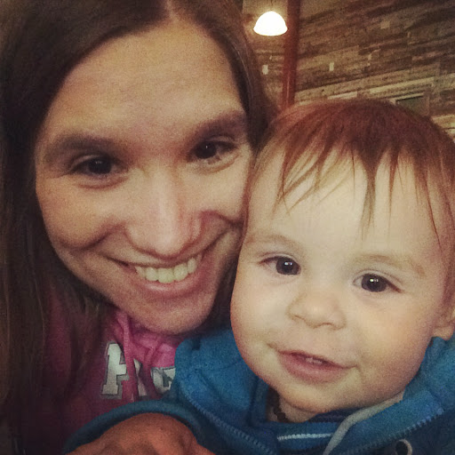 Joelle Everett Photo 6