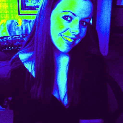 Julie Sullivan Photo 14