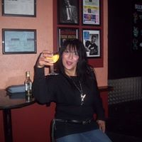 Sarah Benham Photo 27