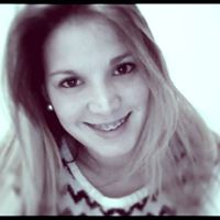 Julie Ackermann Photo 9