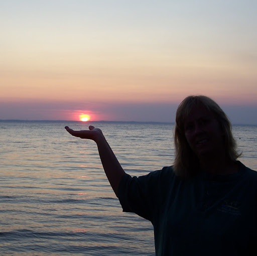 Laurie Sage Photo 13