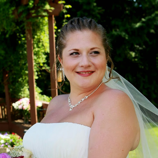 Sarah Humphrey Photo 33
