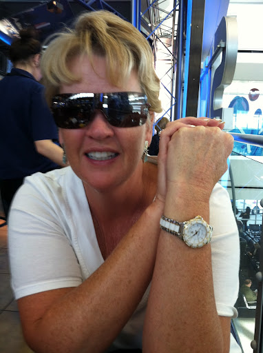 Joni Anderson Photo 19