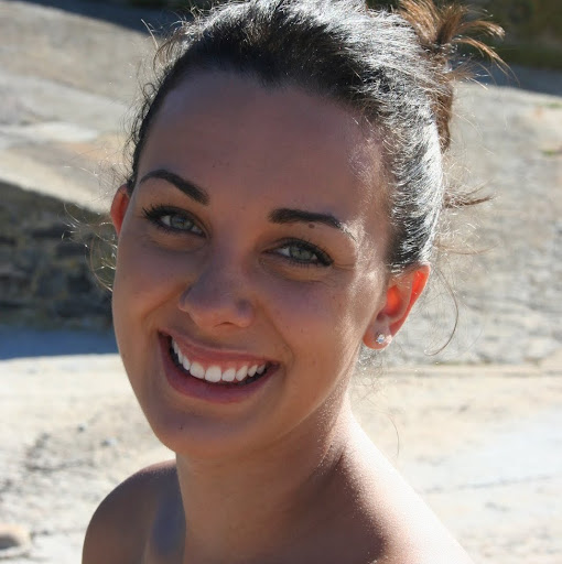 Sarah Malone Photo 35