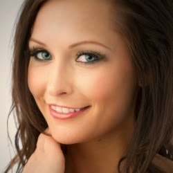 Lisa Nelson Photo 27