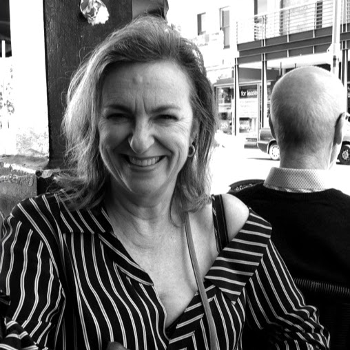 Caroline Farmer Photo 15