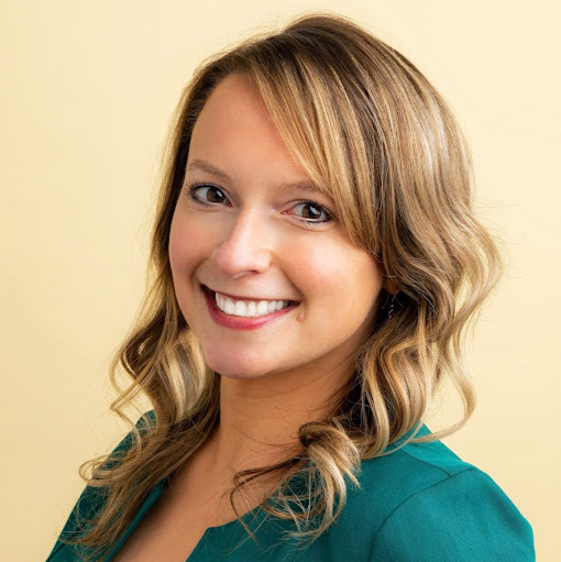 Jenny Mueller Photo 30