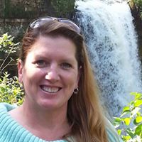 Lori Anderson Photo 29