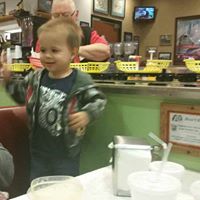 Sara Gruber Photo 23