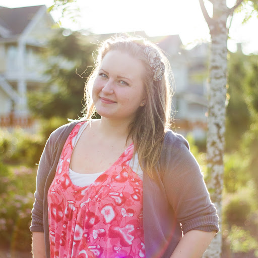 Laura Jensen Photo 4