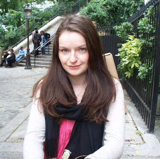Elizabeth Heath Photo 14