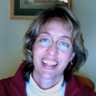 Christina Davidson Photo 29