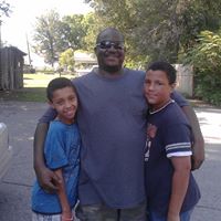 Michelle Oldham Photo 17