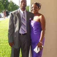 Julia Charles Photo 8