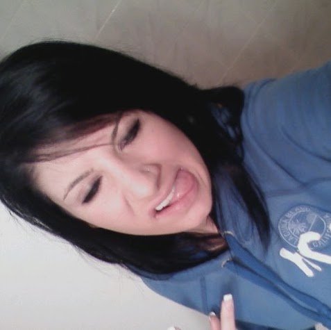 Victoria Morris Photo 21