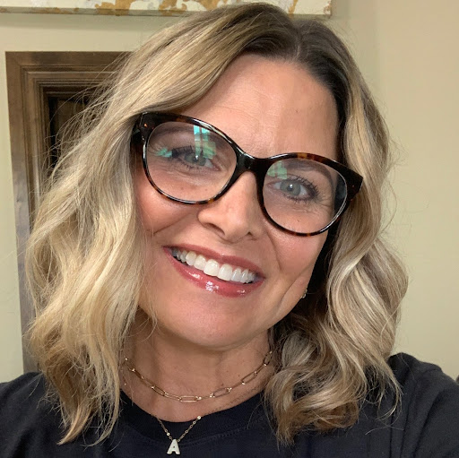 Angie Mcdowell Photo 12