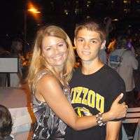 Stephanie Comeau Photo 24