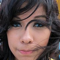 Lily Thompson Photo 11