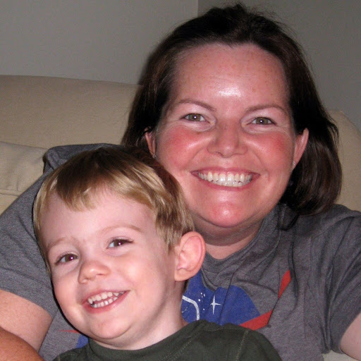 Julie Robbins Photo 14