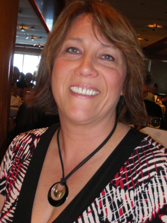 Sandra Young Photo 10