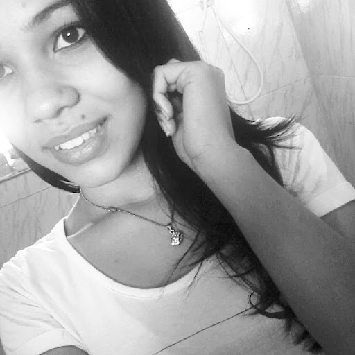 Vanessa Fletcher Photo 4