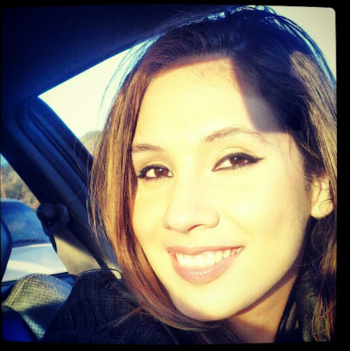 Nicole Gomez Photo 13