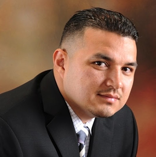 Lester Reyes Photo 30