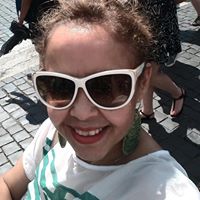 Claudia Silva Photo 15