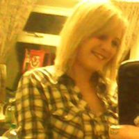 Kelly Bennett Photo 43