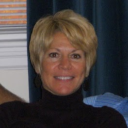 Marianne Mills Photo 15
