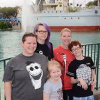 Rebecca Leeper Photo 14