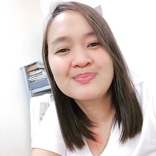 Rebecca Santos Photo 8