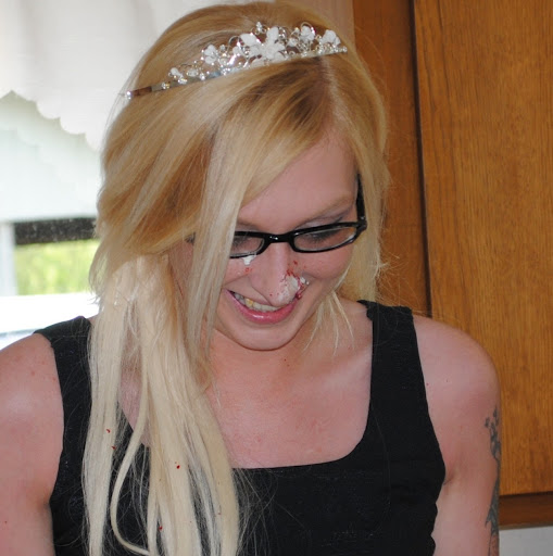 Stephanie Riddle Photo 4