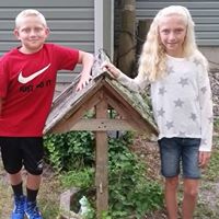 Laura Simon Photo 40