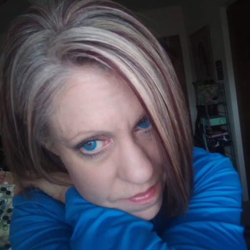 Angie Evans Photo 15