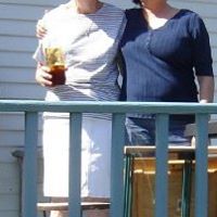 Robin Henson Photo 20