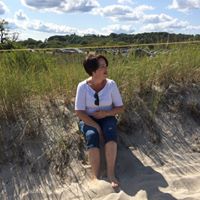 Debbie Dolan Photo 17