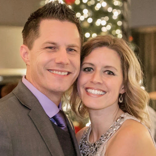 Sandy Everett Photo 9