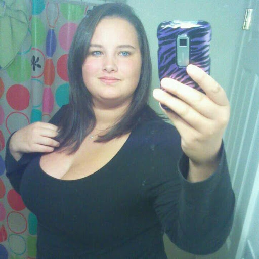 Erica Metcalf Photo 8