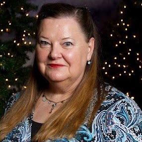 Carla Mills Photo 41