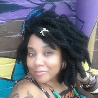 Tracey Saunders Photo 32