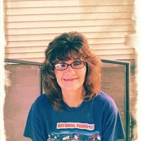 Julie Agnew Photo 19