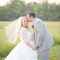 Lauren Tubbs Photo 15