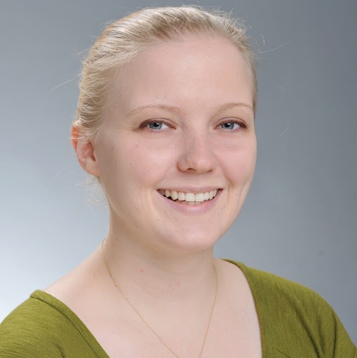 Laura Davidson Photo 34