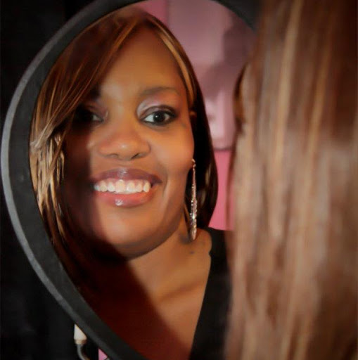 Lynda Robinson Photo 13 Lynda Robinson Photo 13