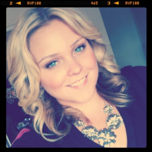 Kristina Faulkner Photo 13