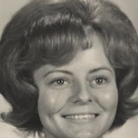 Carolyn Ray Photo 19