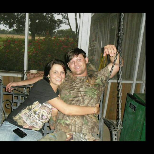 Amanda Stapleton Photo 33