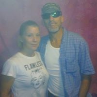 Shannon Daniels Photo 12